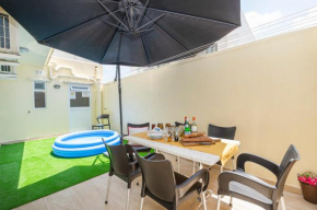 Summer Breeze 3 Bedroom Family Maisonette with sunny terrace in Mellieha - by Getawaysmalta